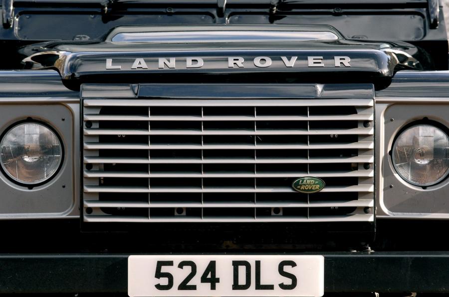  Land Rover Defender 2006 года  (фото 139 из 227)